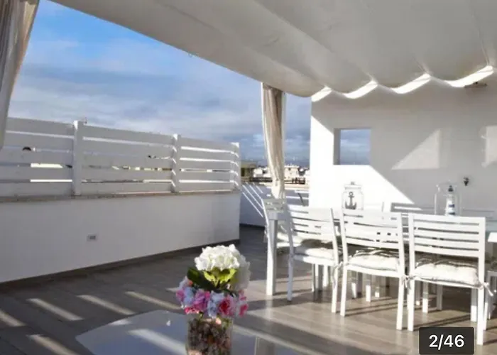 White Terrace Apartment *