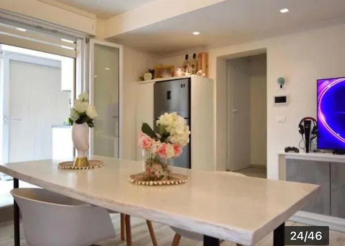 White Terrace Apartment *